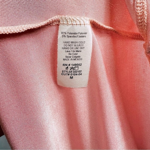 NWT Fashion Nova Sz Medium Pink V-Neck Dolman Sleeve Front Split Ruched Dress - Picture 8 of 12